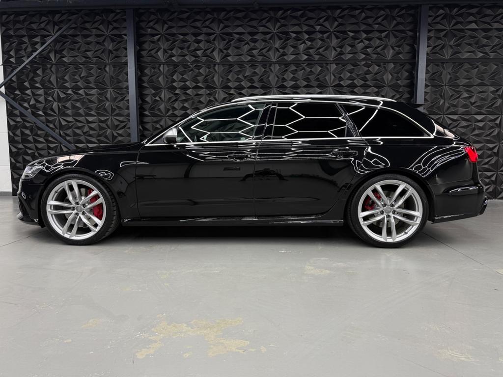 Audi RS6 4.0 TFSI quattro, Foto 2 von 50