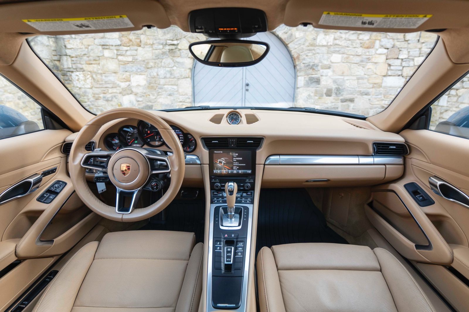 Fahrzeugabbildung Porsche 911 Carrera Coupe Sport-Chrono PASM KAM PDLS