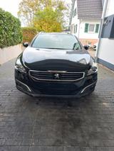 Peugeot 508 BlueHDi 180 EAT6 Allure SW Allure - Peugeot 508 mit Diesel-Antrieb: Kombi, 1.6