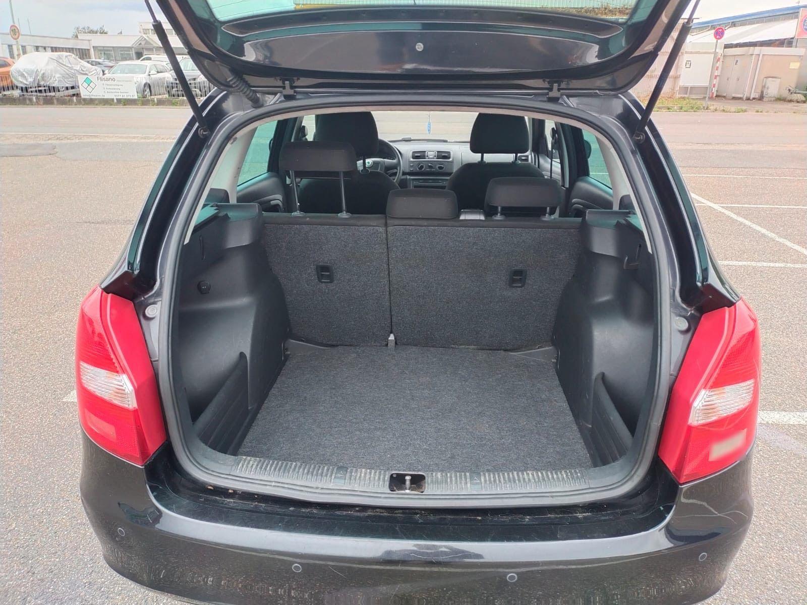 Skoda Fabia 2011 — photo 7