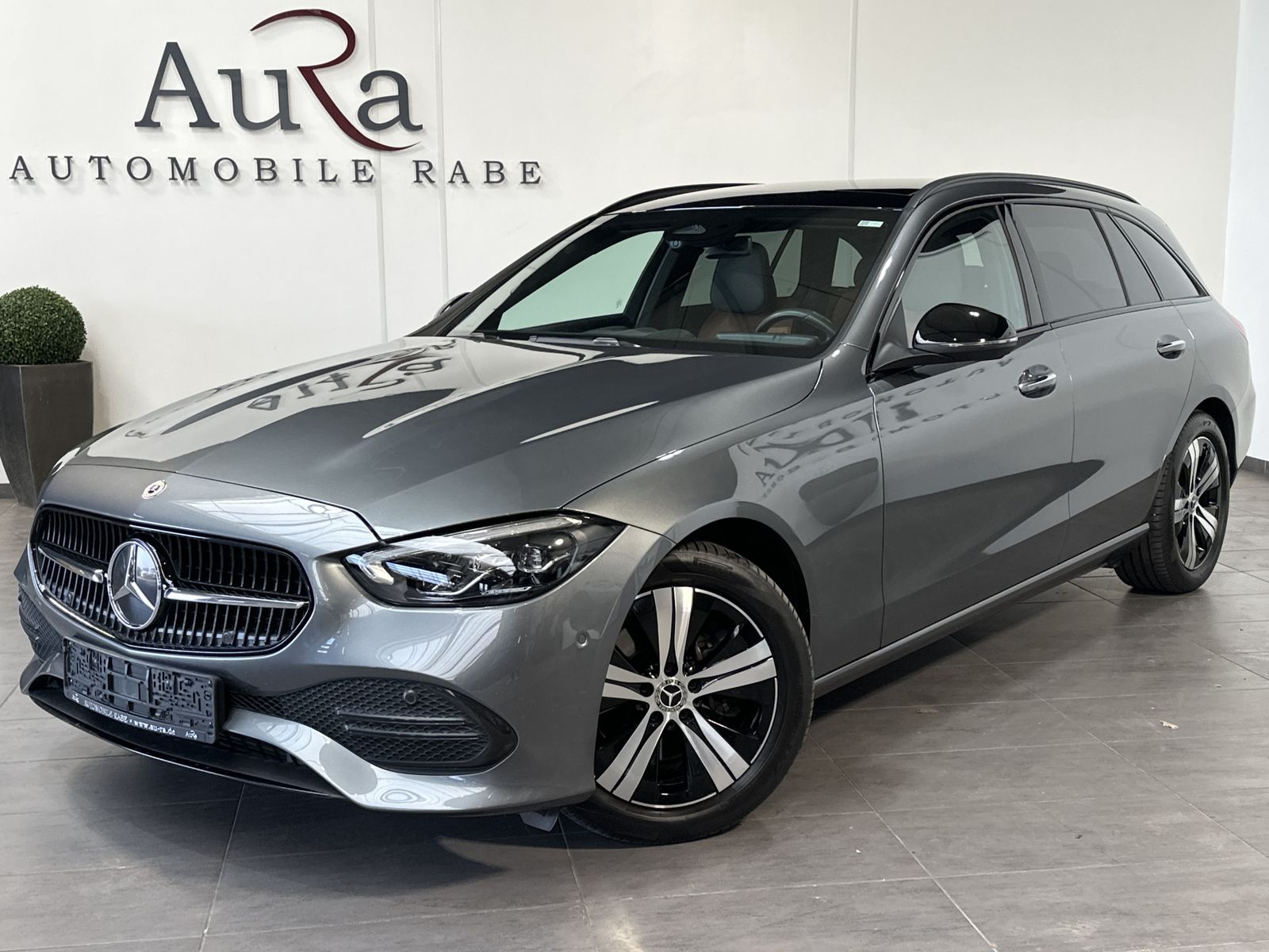 Fahrzeugabbildung Mercedes-Benz C 220d T Avantgarde NAV+LED+KAM+PANO+VCOCKPIT+PP