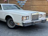 Ford Lincoln Continental Mark V Cartier - Ford Oldtimer mit Benzin-Antrieb
