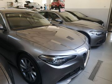 Alfa-Romeo Giulia - 10