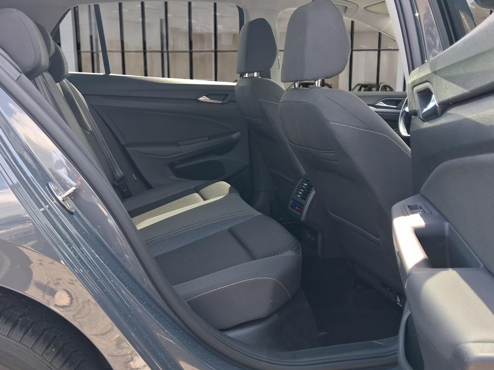 Volkswagen Golf 1,5 l TSI 6-Gang Active, миниатюра 9