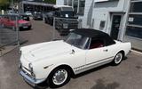 Alfa Romeo 2000 Touring Spider - Alfa Romeo Spider: Roadster