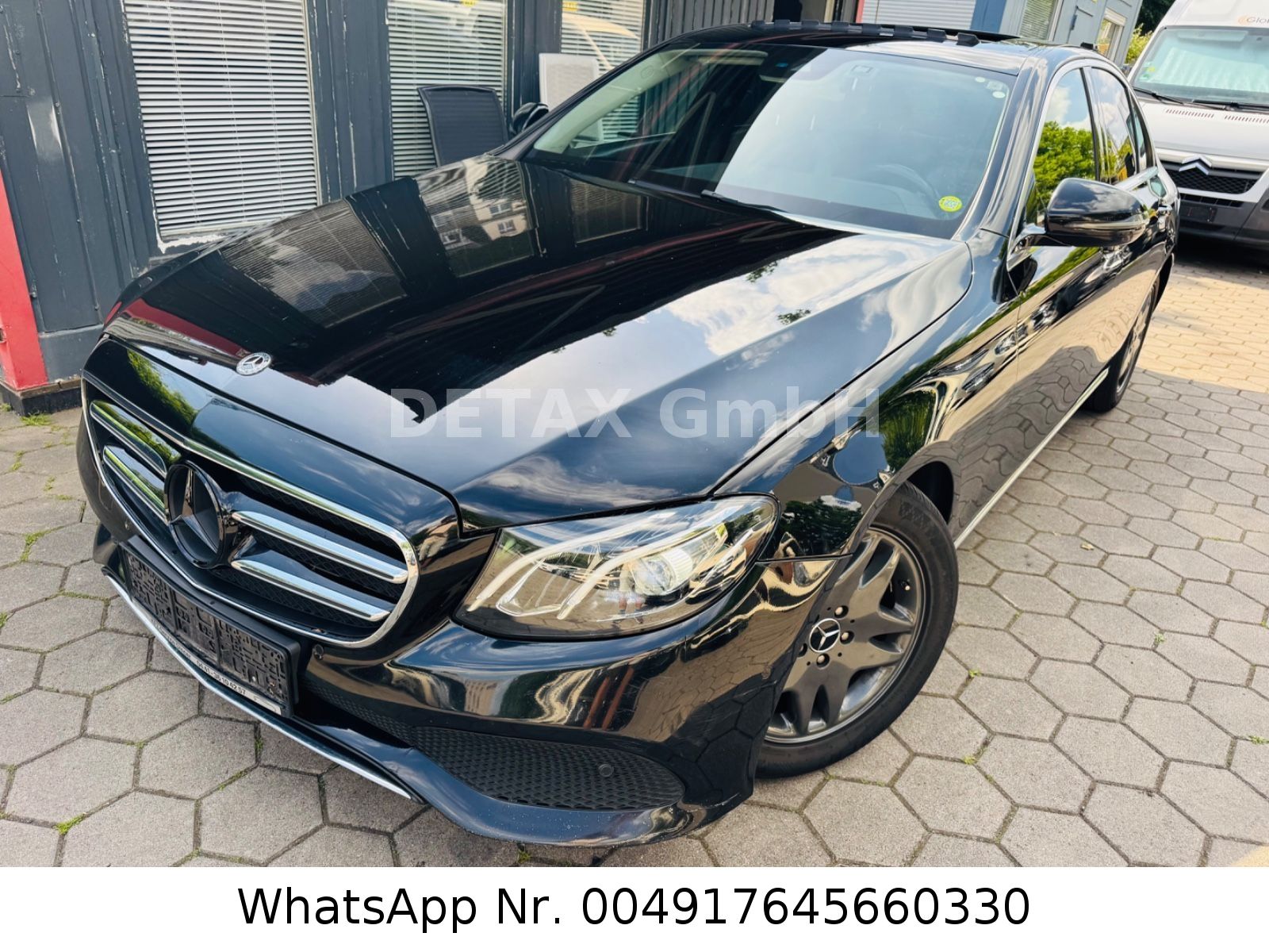 MERCEDES-BENZ E 200