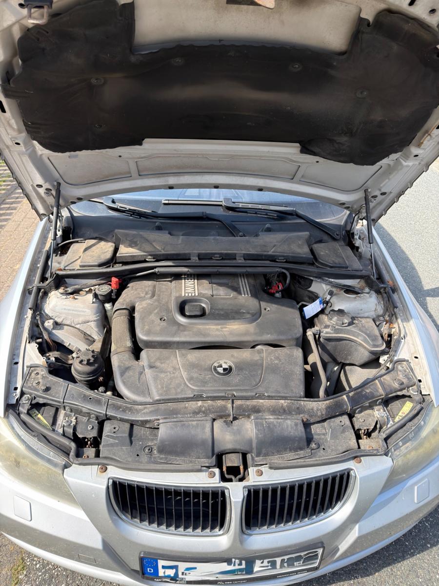 BMW 320 2007 — engine 1.995 cm³, 163 HP (120kW)