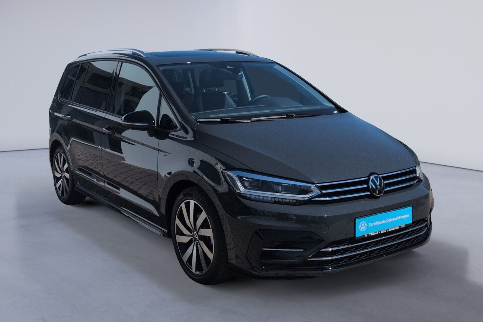 Touran 1.5 TSI DSG R line PANO+RFK+7SITZE+AHK+