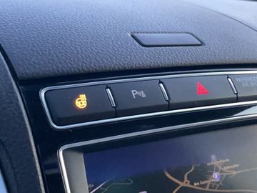 Volkswagen Touareg V6 TDI BMT Executive*PANO*LED*NAV*SHZ