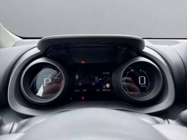 Yaris Hybrid Team Deutschland *Navi + Apple CarP