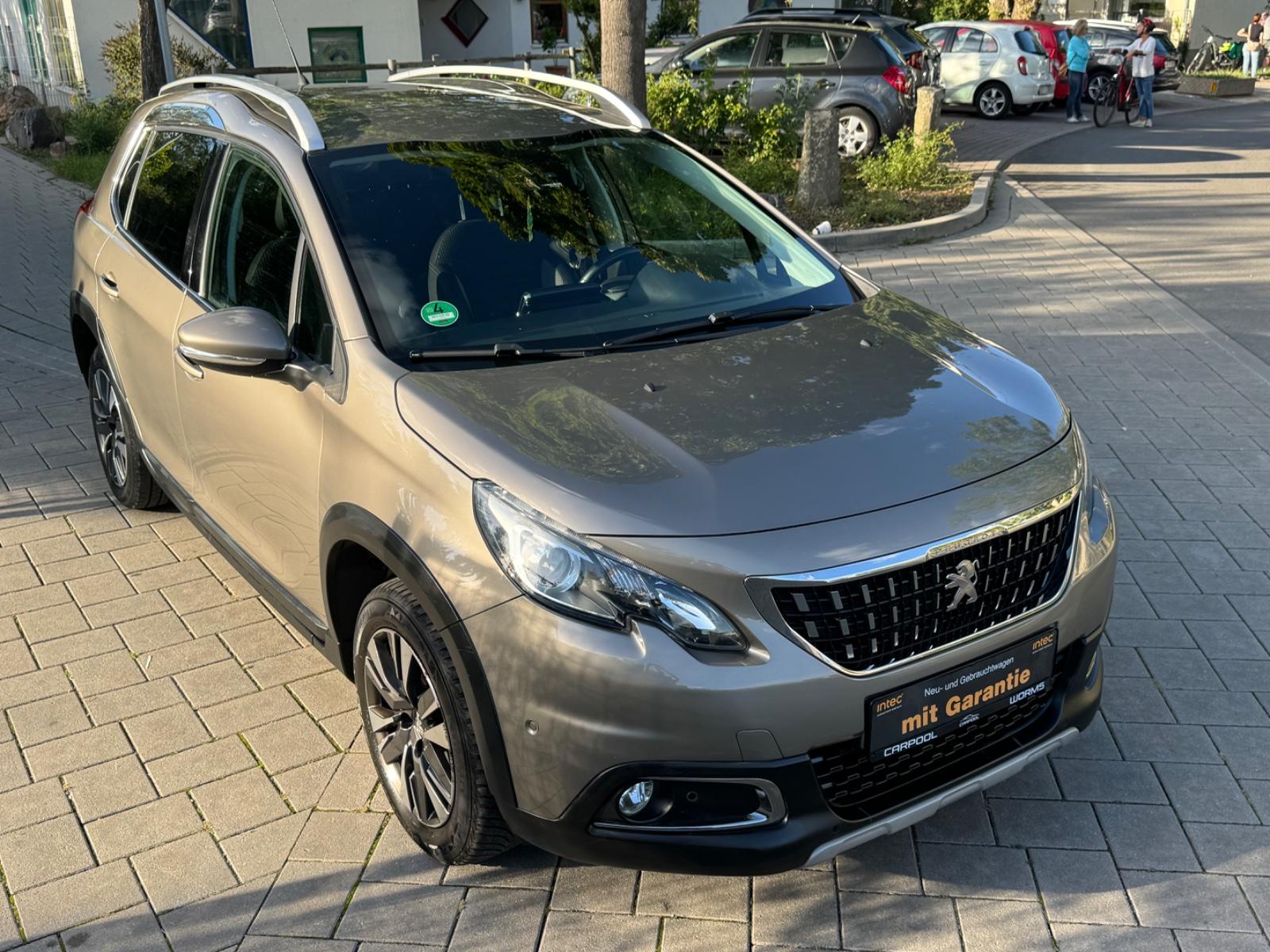 Peugeot 2008 1.2 Allure AUTOMATIK+NAVI+LEDER+KAMERA+ALU