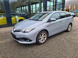 Toyota Auris Touring Sports Hybrid - graue Toyota Auris Touring Sports