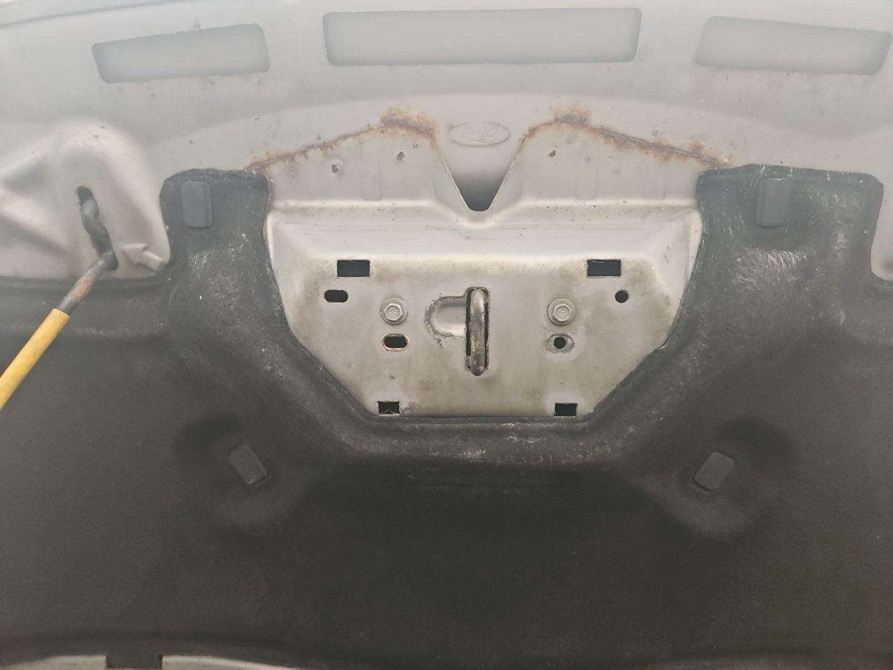 Fahrzeugabbildung Ford Grand C-MAX Trend - Zylinderkopf Schaden Klima