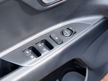 Bild 11 Kia Stonic 1,25 Klimaautom. Sitz-/Lenkradheizung