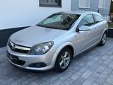 Opel Astra H GTC Sport /AUTOMATIK/TEMPOMAT/KLIMA - Opel Astra mit Benzin-Antrieb: Sportwagen, Automatik