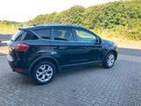 Ford Kuga 2,0TDCi 2x4 103kW Champions Edition Cha...