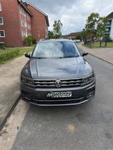 Volkswagen Tiguan 2.0 TDI SCR 140kW DSG 4MOTION Highlin... - Volkswagen Tiguan: 140
