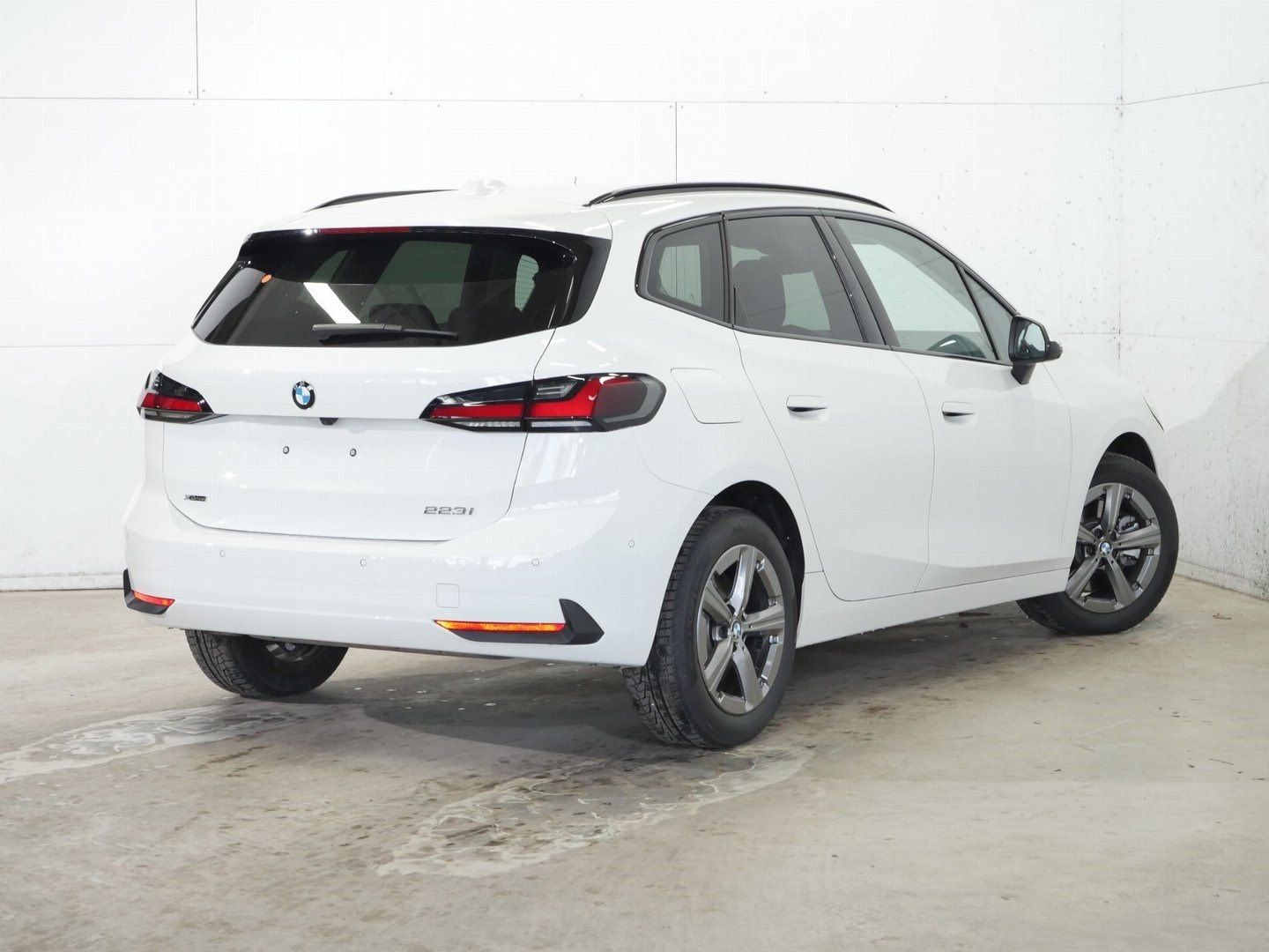 BMW 223 Active Tourer - Bild 4