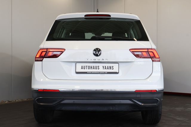 Volkswagen Tiguan 1.5 TSI Life ACC+LANE+LED+CARPLAY