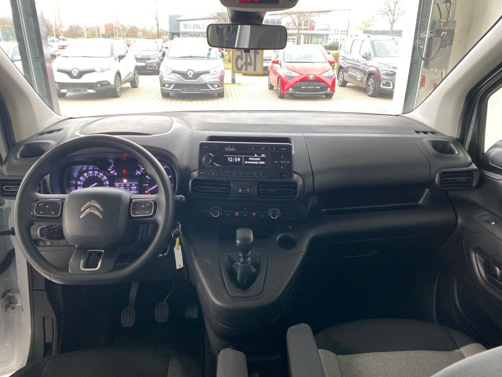 Fahrzeugabbildung Citroën Berlingo M Benzin 110 FEEL *PDC*Klima*Bluetooth*
