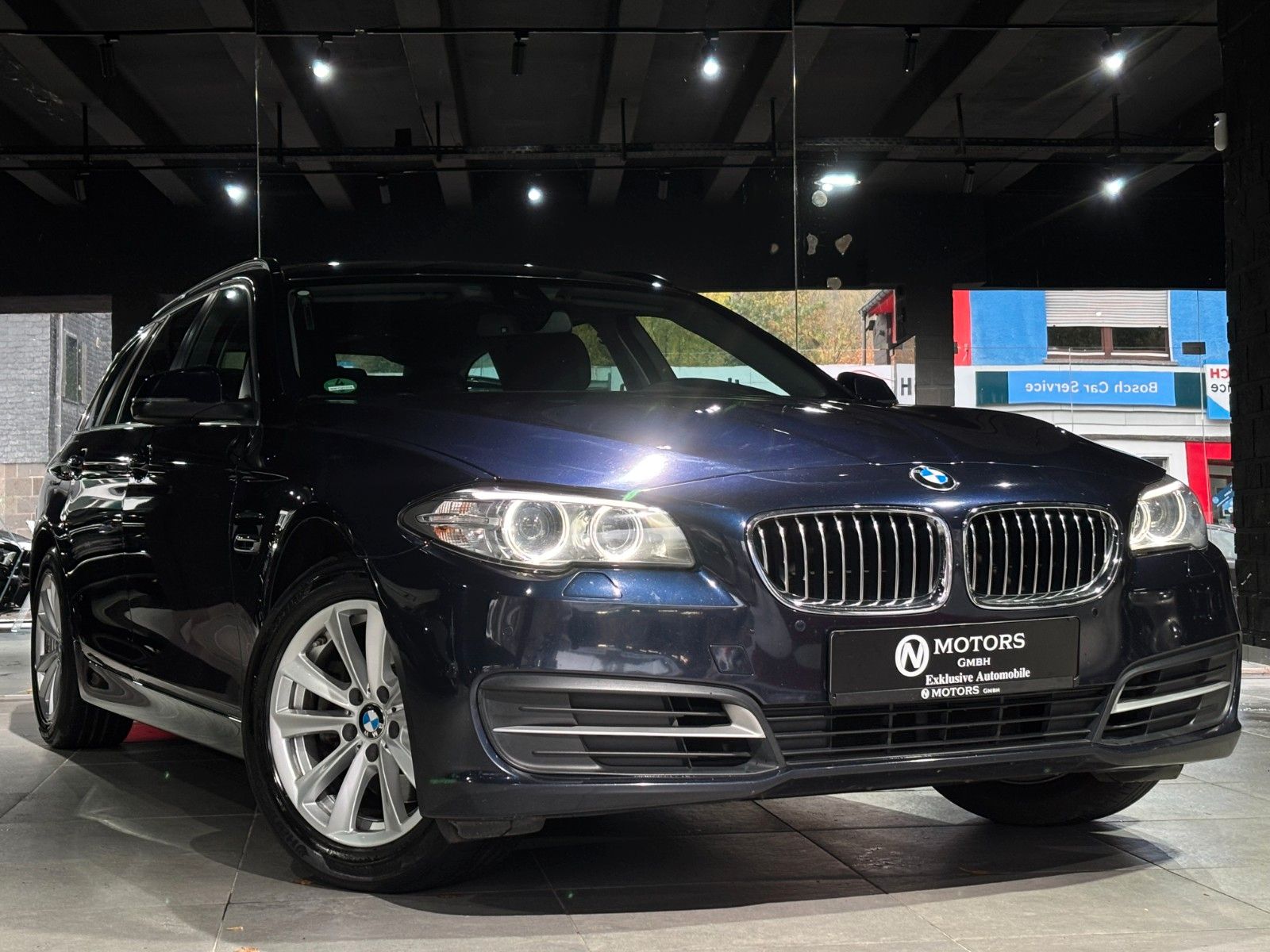 Fahrzeugabbildung BMW 520d xDrive *Automatik*Kamera*SHZ*Navi*Klima