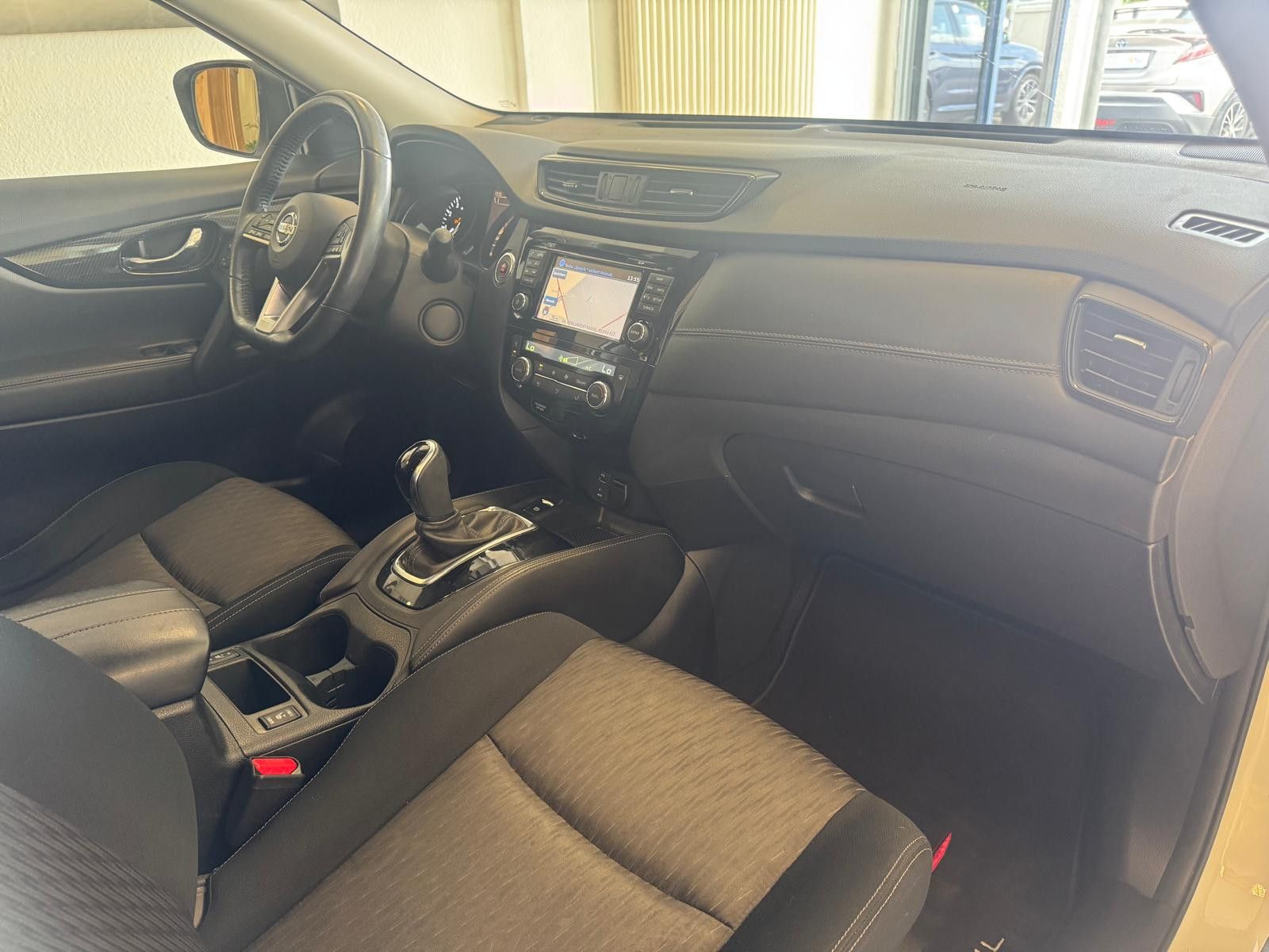 Fahrzeugabbildung Nissan X-Trail N-Connecta /LED/KAMERA/NAVI/WENIG KM
