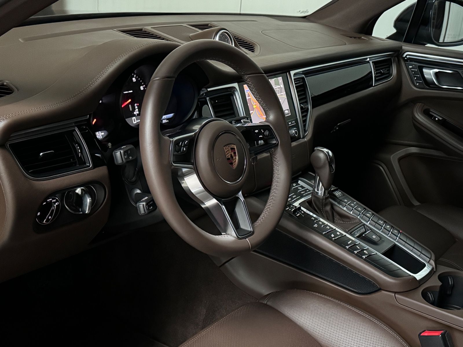 Fahrzeugabbildung Porsche Macan S/Bose/Pano/R.Kamera