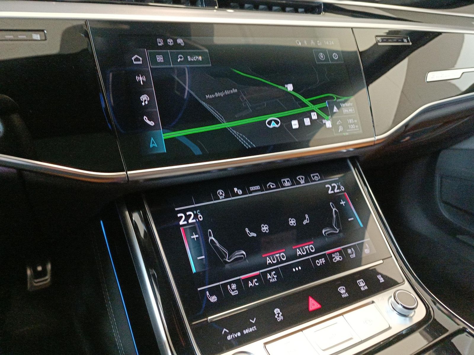 Audi A8 - Bild 13