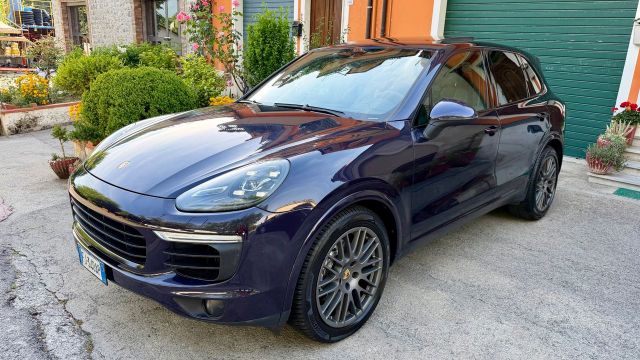 PORSCHE Porsche Cayenne 3.0 Diesel Platinum Edition
