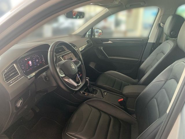 Fahrzeugabbildung Volkswagen Tiguan 2,0 l TDI ELEGANCE NAVI IQ-LIGHT LEDER AC