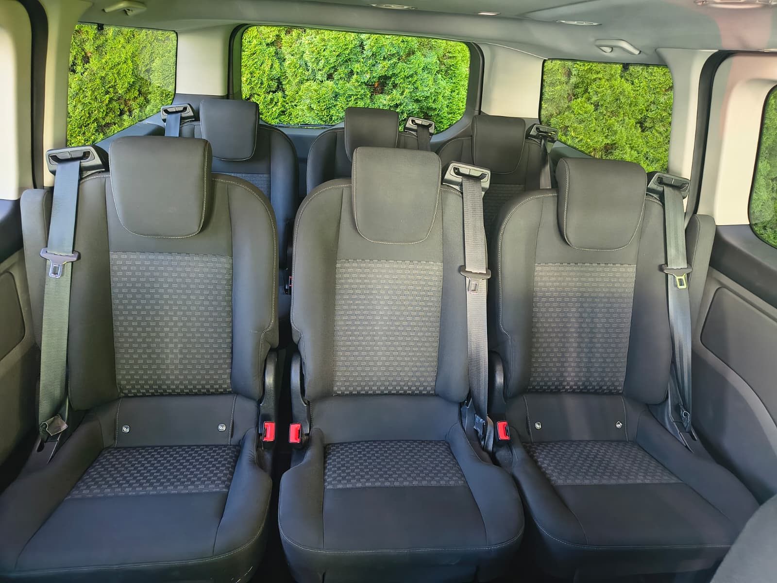 Fahrzeugabbildung Ford Tourneo Custom 320 Aut. L2 BI-XEN+SHZ+CARPLAY+8S