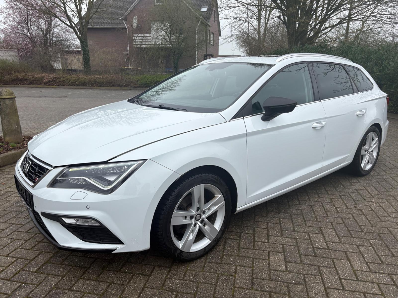 Seat Leon 1.4 TSI ST FR/Pano/Navi/Leder