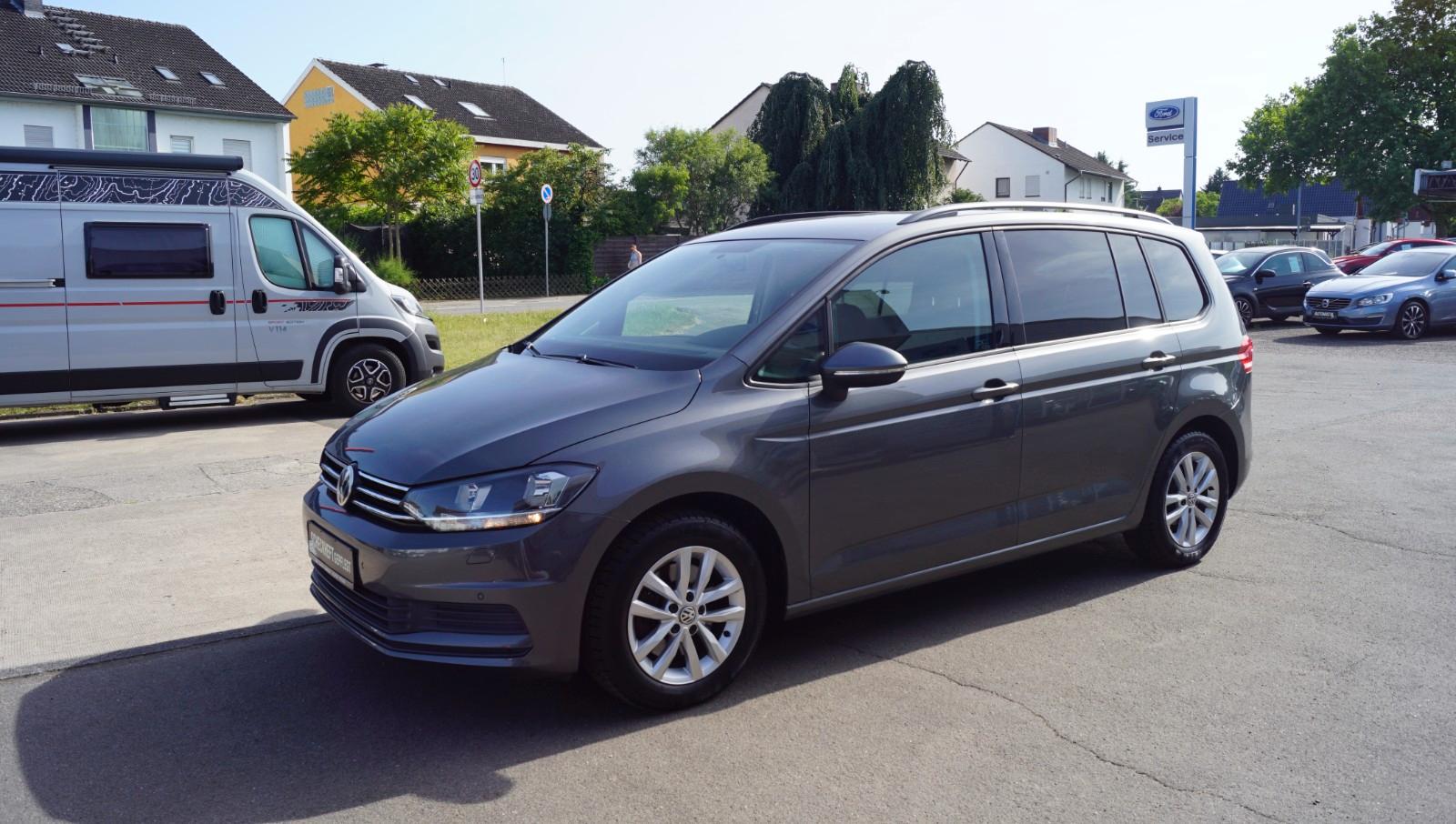 Volkswagen Touran 1.2 TSI Comfortline 7-Sitze Navi+SHZ+Temp
