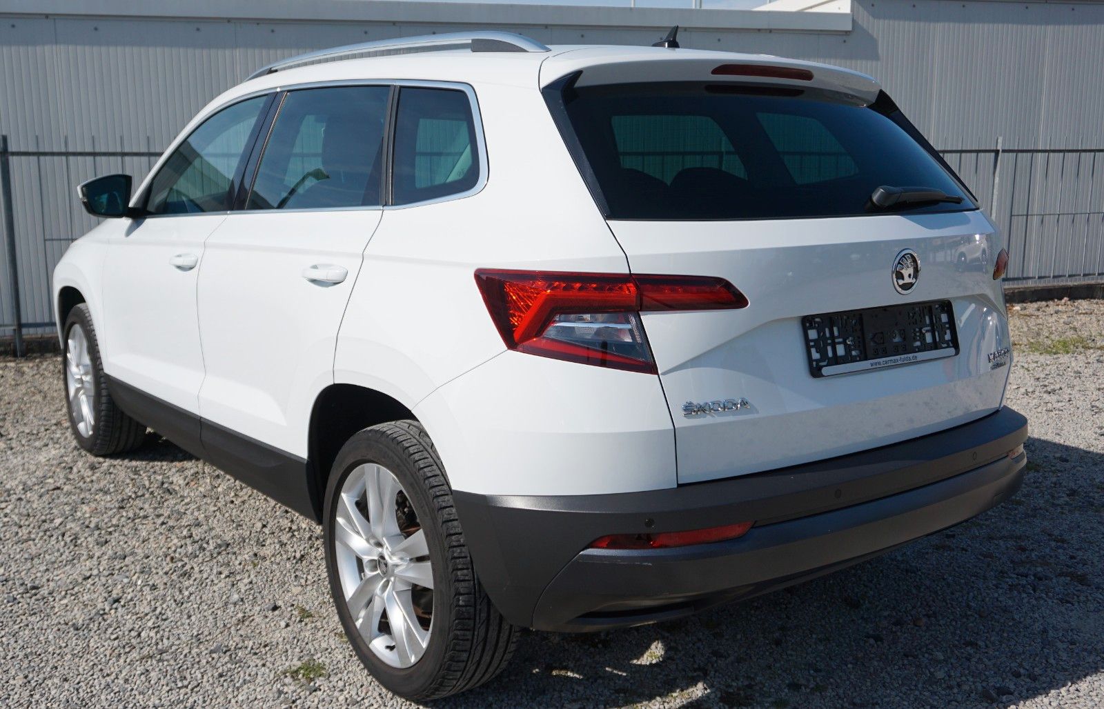 Fahrzeugabbildung SKODA Karoq Style, LED, PDC, SR+WR, Apple CarPlay
