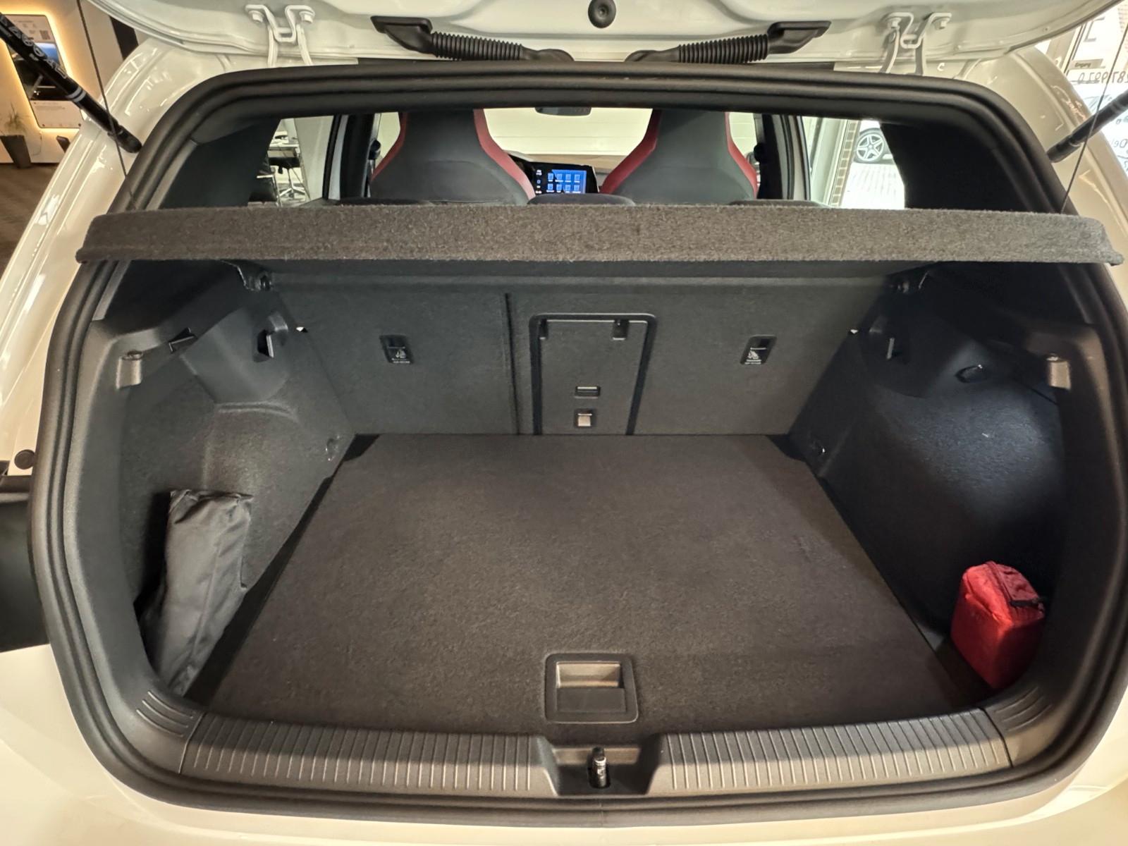 Volkswagen Golf VIII Lim. GTI Automatik*Led*Carplay, миниатюра 22