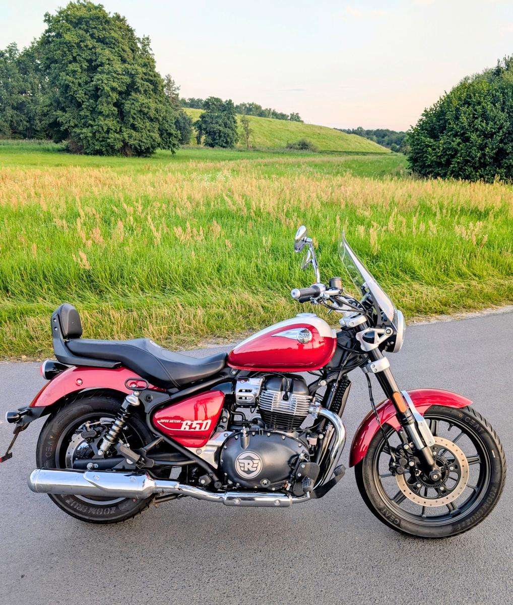 Royal Enfield Super Meteor 650