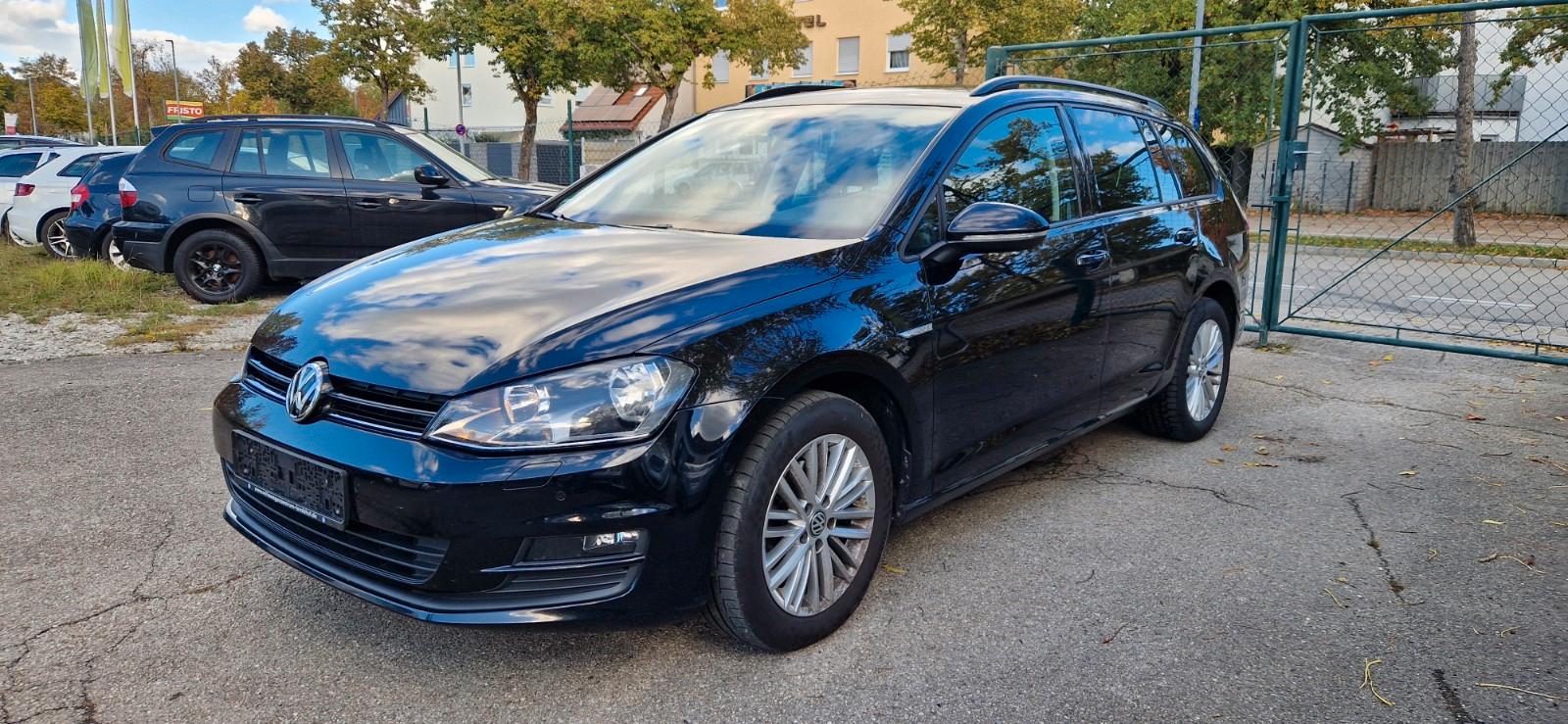 Volkswagen Golf 2015 — салон