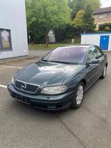 Opel Omega B 2.6 V6 - Opel Omega: V6 B