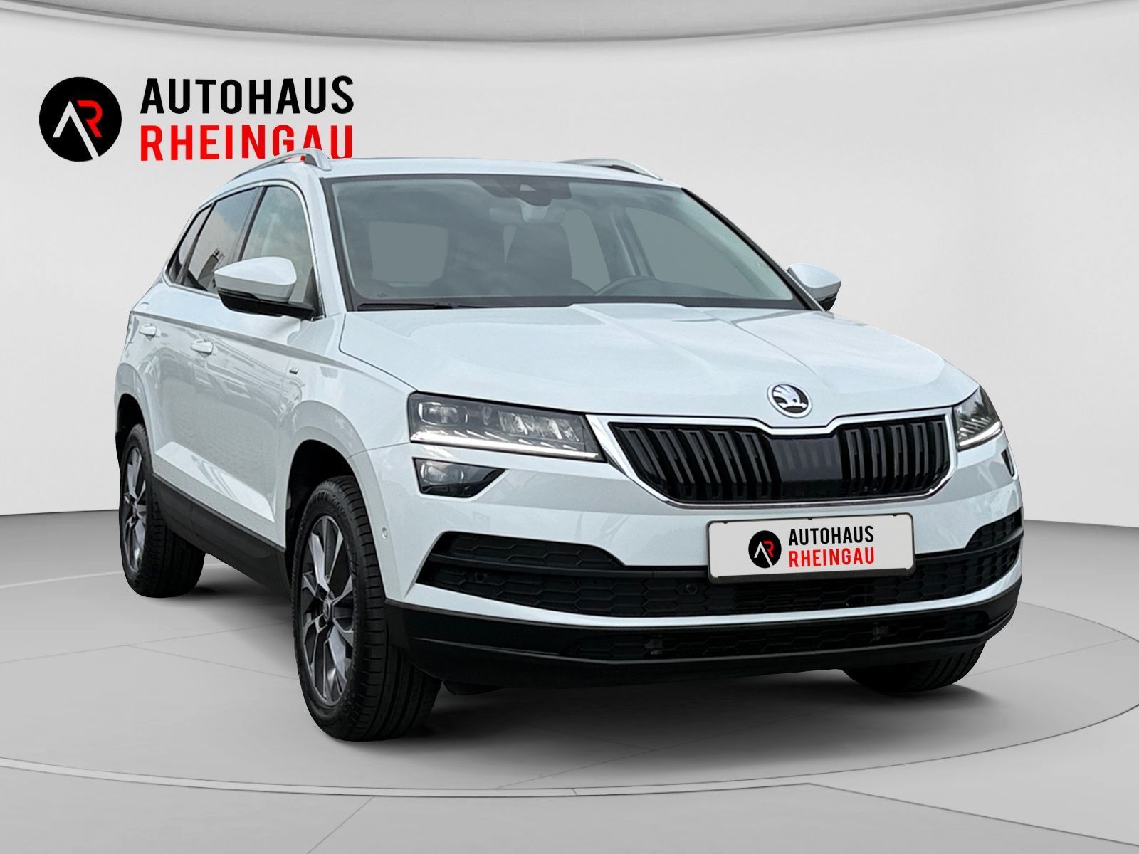 Fahrzeugabbildung SKODA Karoq 2.0 TDI Drive 125 PANO AHK LED