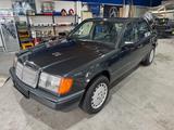 Mercedes-Benz 300E 4Matic Erstlack 126000km Originalzustand - Mercedes-Benz 300: 300e