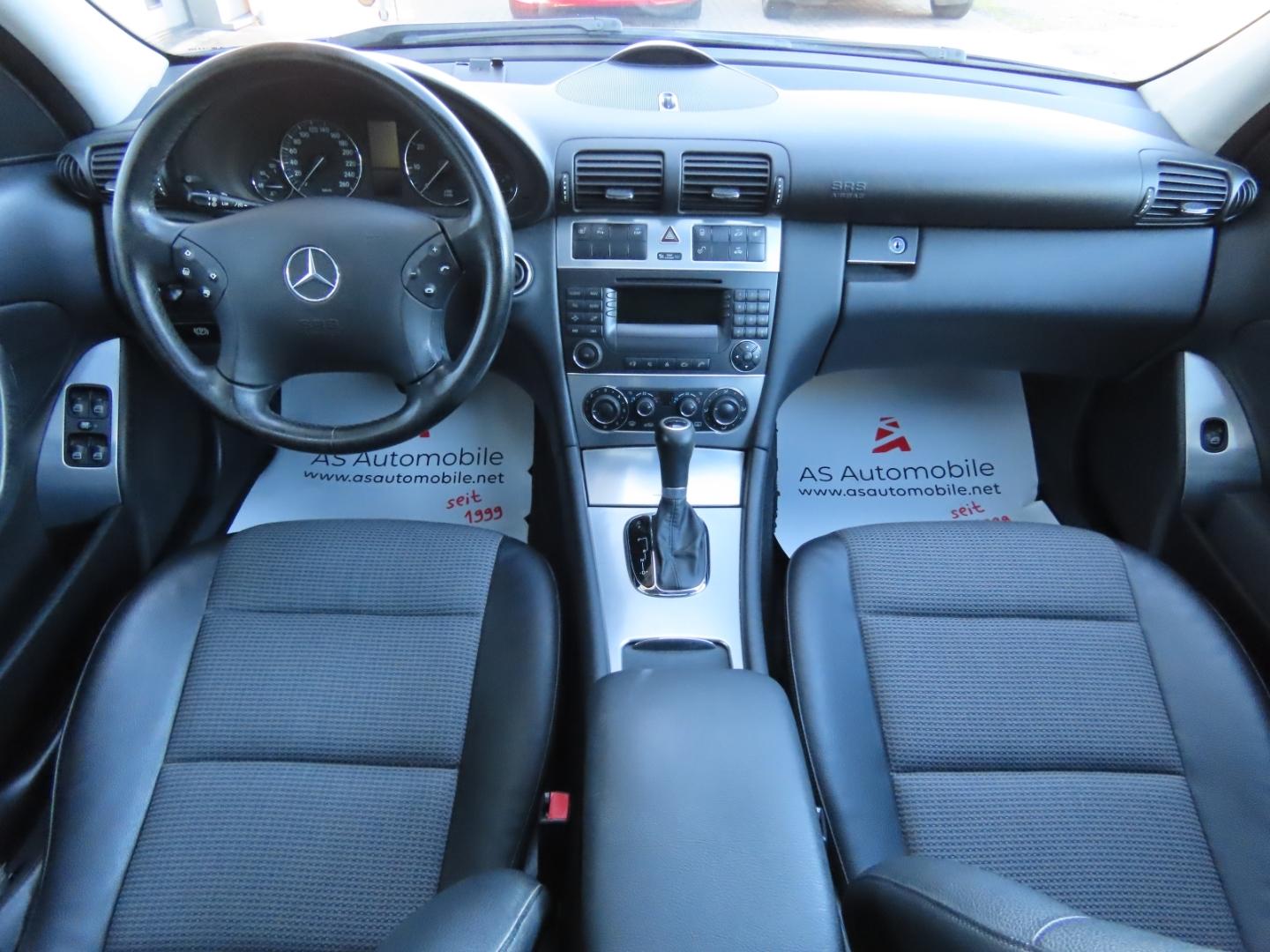Mercedes-Benz C180 2004 — photo 9