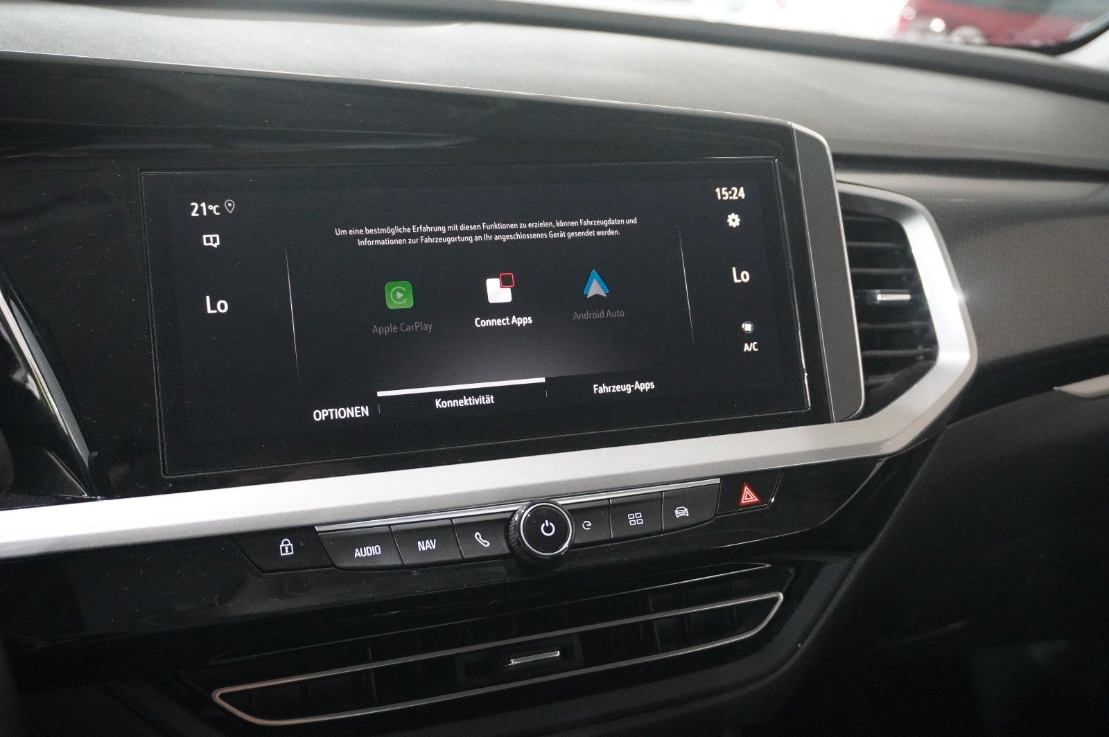 Fahrzeugabbildung Opel Grandland (X) ULTIMATE 4HYBRID NAVI/LED/SPORT/SH