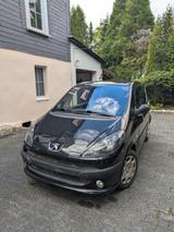 Peugeot 1007 RC Line 110 2-Tronic RC Line - Peugeot 1007: Rc Line