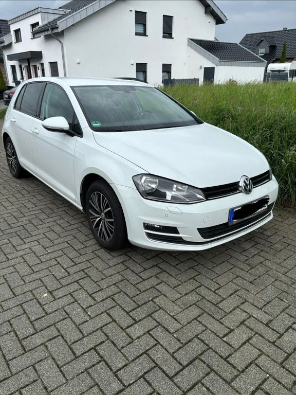 Image of Volkswagen Golf