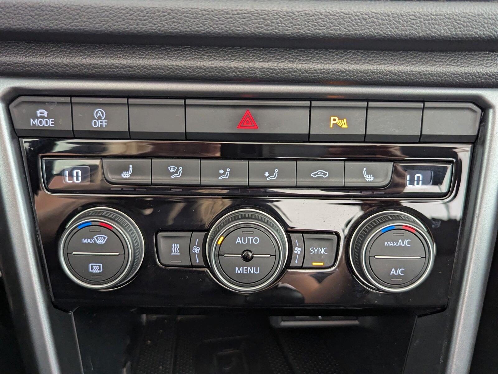 Volkswagen T-Roc Cabriolet 1.5 TSI Active OPF LED+PDC+SHZ+, миниатюра 17