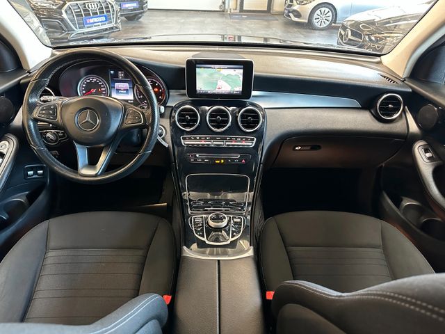 MYAUTOCENTER – Gebraucht- und Jahreswagen mit Werkstattservice in Pfaffenhofen Mercedes-Benz GLC *TÜVSERVICE NEU*TEMPO*AHK*SitzHZ*NAV*PDC*