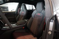 AUDI RSQ8 performance | Pano | 305 km/h | Nimbusgrau AUDI RSQ8 performance | Pano | 305 km/h | Nimbusgrau