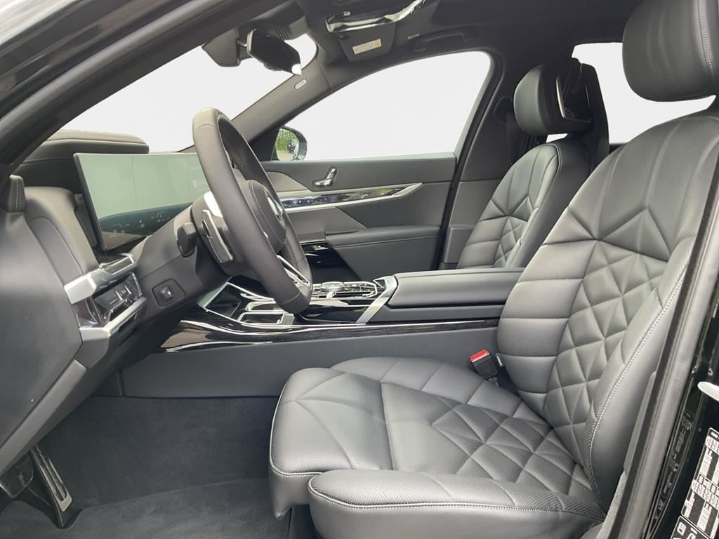 BMW 740 - Bild 11