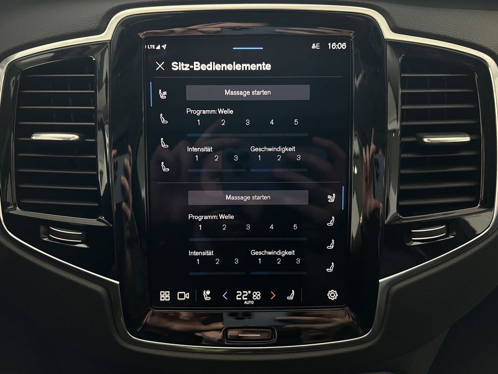 Volvo XC90 T8 Ultra Dark Recharge AWD FourC AHK 22Zoll