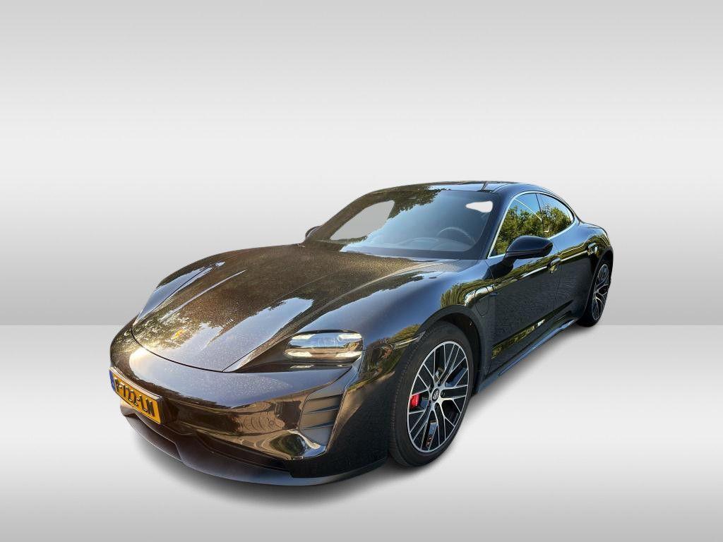 Porsche Taycan 4S Performance 84 kWh / SOH 90,9% / Panor